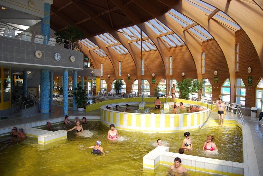 Hotel Termal Tiszaújváros Exterior foto