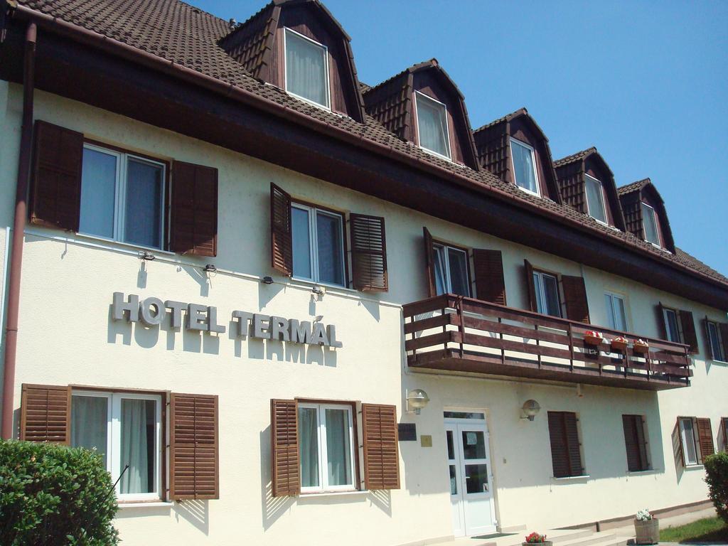 Hotel Termal Tiszaújváros Exterior foto