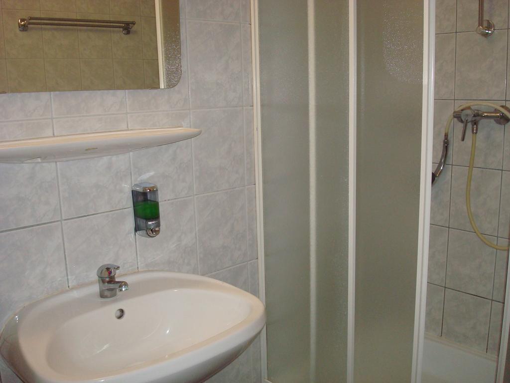 Hotel Termal Tiszaújváros Quarto foto