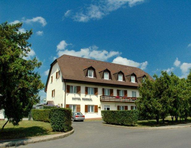 Hotel Termal Tiszaújváros Exterior foto